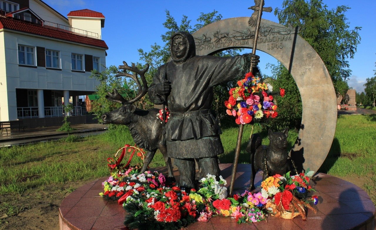 Памятник оленно-транспортным батальонам